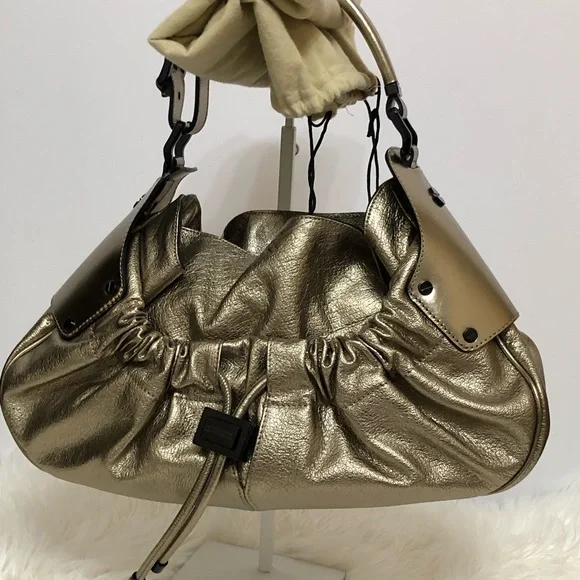 Burberry Handbag Metallic Goldstone Color Rare - Picture 13 of 16